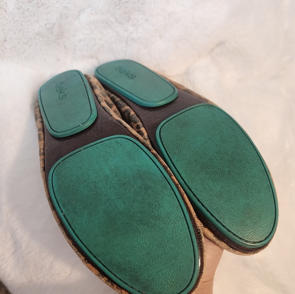 Tieks flats - Picture 3 of 8
